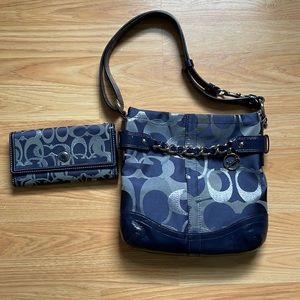 Coach purse and wallet